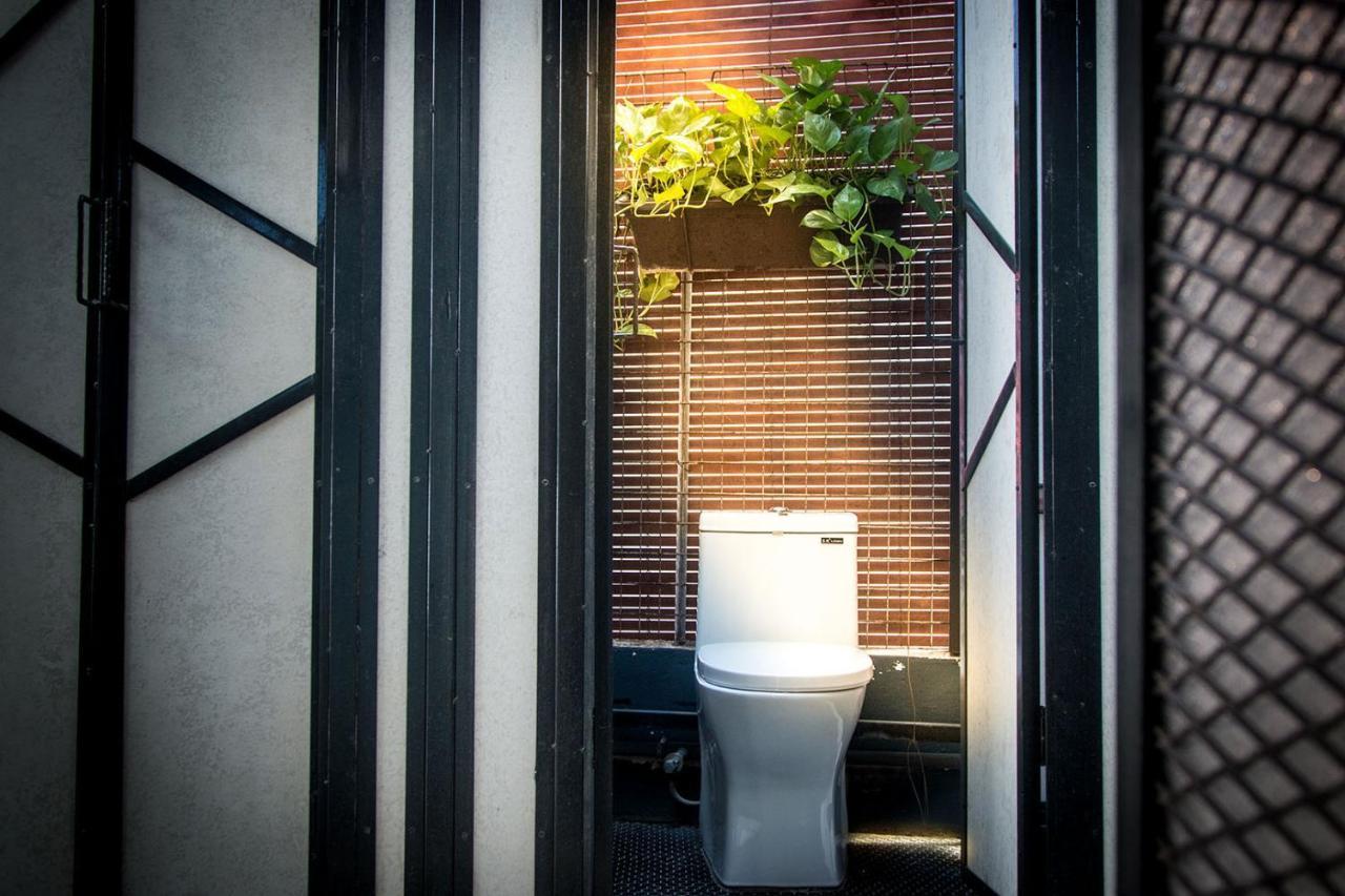 The Brownstone Hostel & Space Ipoh Exteriör bild
